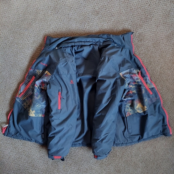 Kamik Boys Ski / Snowboard Jacket Coat Size 12 Youth | Reflective | Canadian - Picture 4 of 7